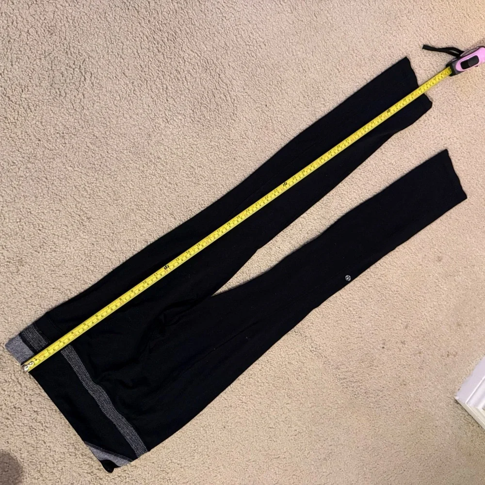 lululemon athletica Black and Gray Leggings - Picture 4 of 11